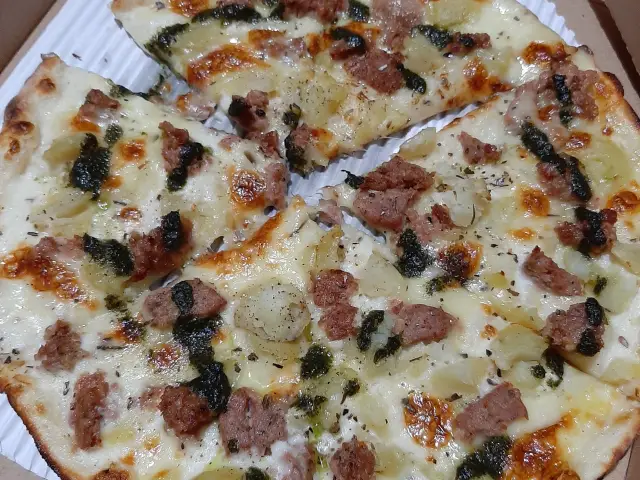 Gambar Makanan Pizza Marzano 15