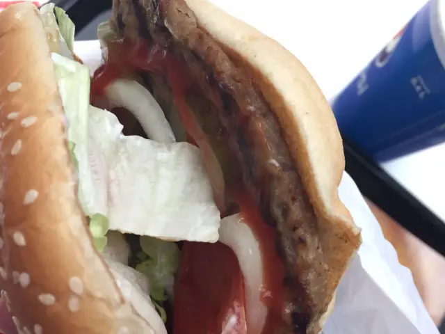 Saloon Burger'nin yemek ve ambiyans fotoğrafları 13