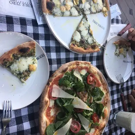 Double Zero Pizzeria'nin yemek ve ambiyans fotoğrafları 3