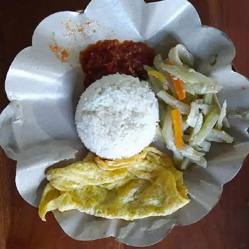 Gambar Makanan Nasi Pedas Bu Watik, Kuta 13