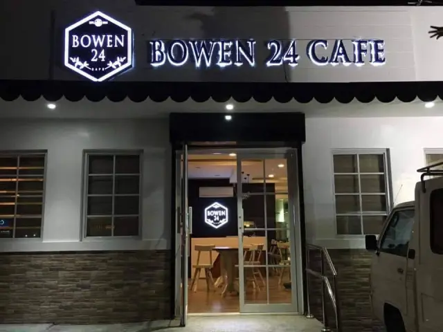 Bowen 24 Cafe Food Photo 4