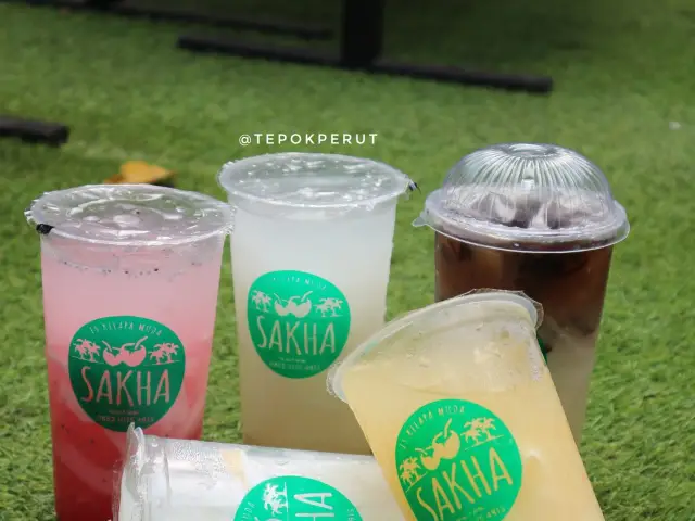 Es Kelapa Muda Sakha