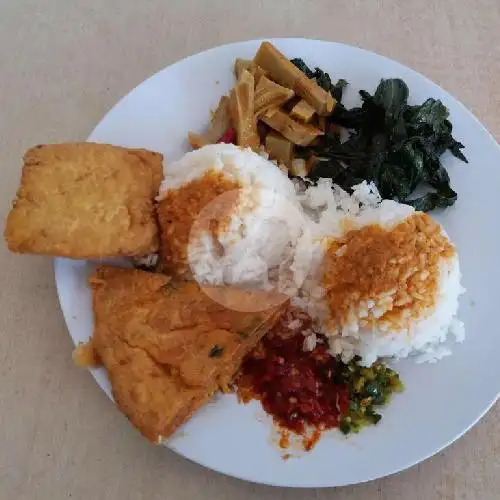 Gambar Makanan Rumah Makan Tiga Putri 9