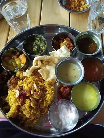 Yatra Indian Cuisine Food Photo 1