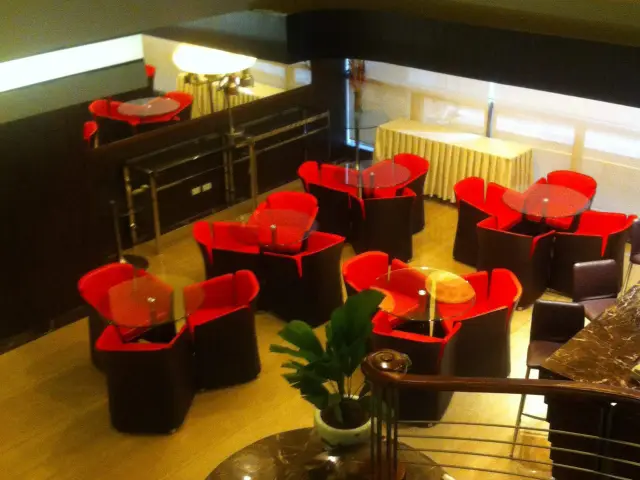 Lobby Lounge - Ramada Manila Central Food Photo 6