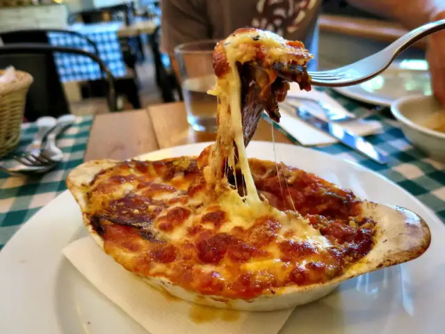 Pizzeria Pidos'nin yemek ve ambiyans fotoğrafları 76