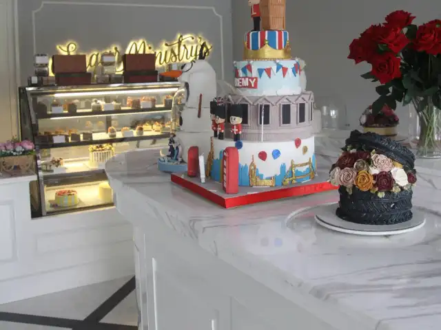 Gambar Makanan Sugar Ministry's Artisan Cake Shop 12