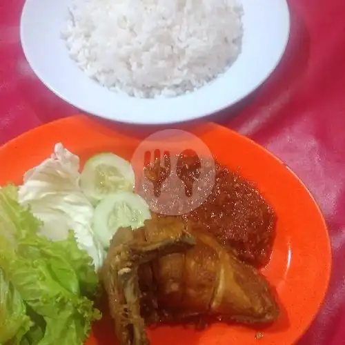 Gambar Makanan Pecel Lele & Nasi Uduk Lareetan, Villa Bintaro Regency 7