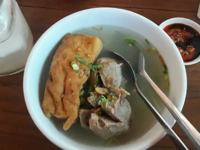 Gambar Makanan Bakso & Es Teler Depan Bonnet Cabang Pucang Rinenggo 10