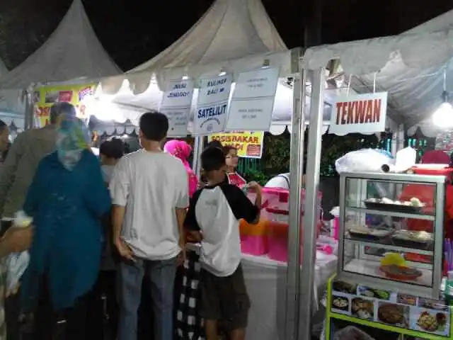 Gambar Makanan KAKI LIMA NIGHT MARKET 13