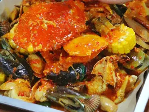 Pondok Seafood 88, Soetoyo