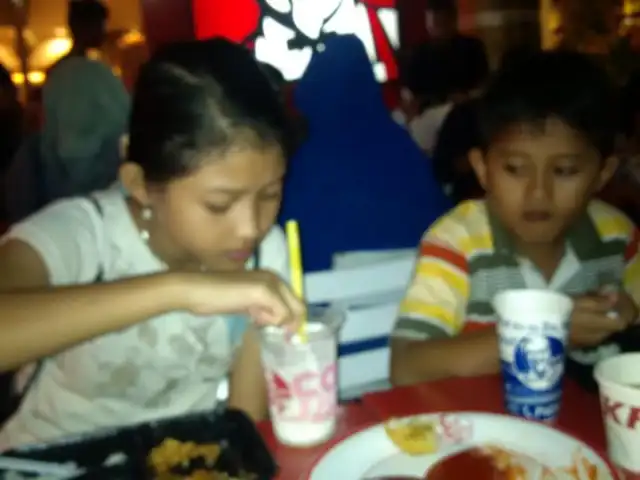 Gambar Makanan KFC Q Mall 5
