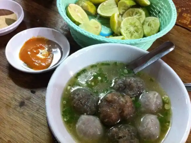 Gambar Makanan Bakso Sampe (umum) 9