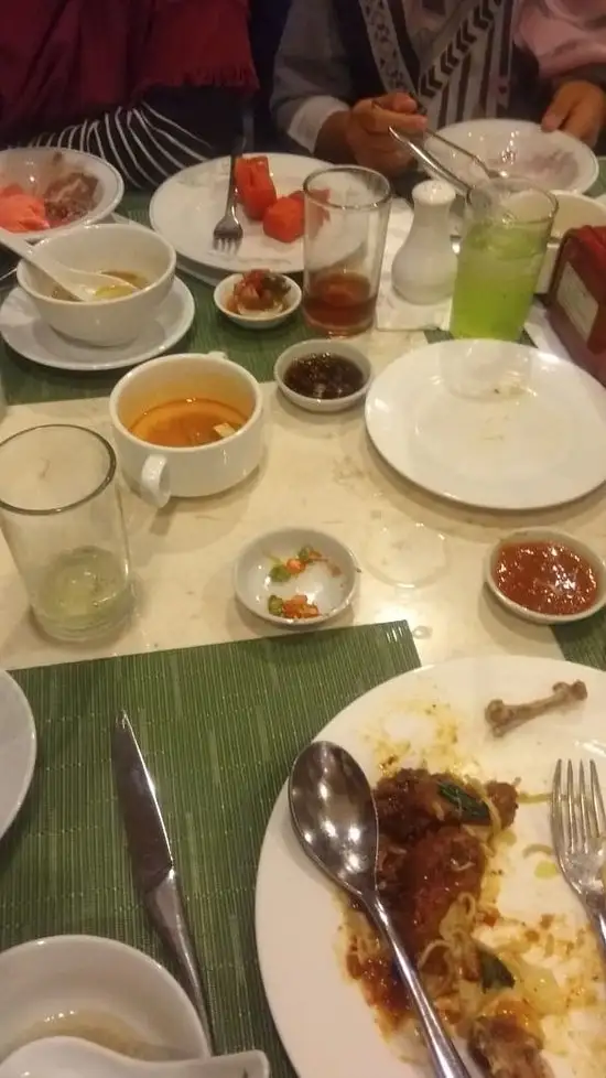 Gambar Makanan Pago Restaurant 17