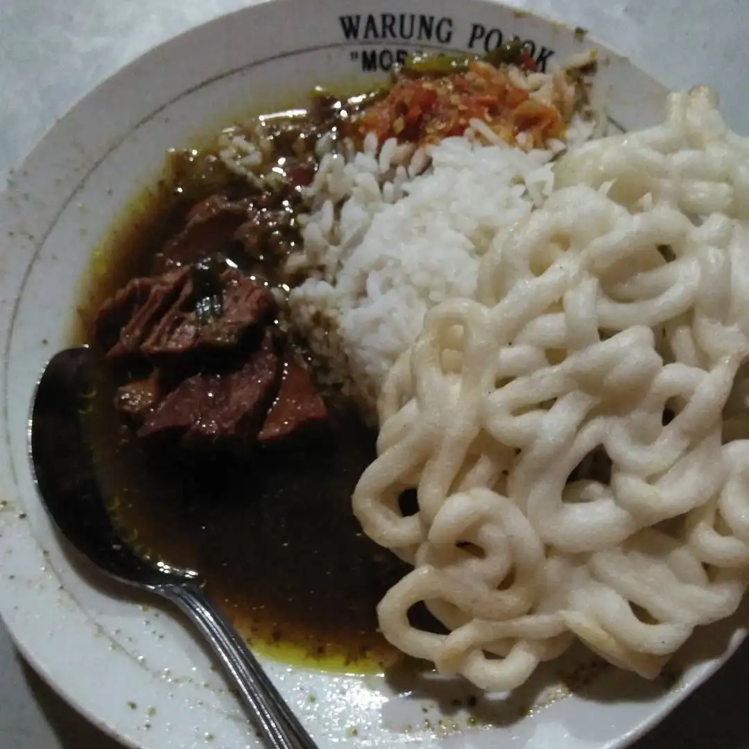 Nasi Pecel Rawon Pucang Moro Seneng