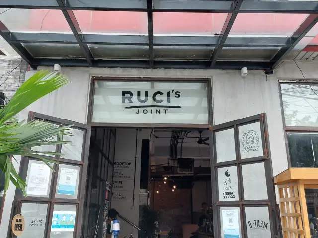 Gambar Makanan Ruci's Joint 10