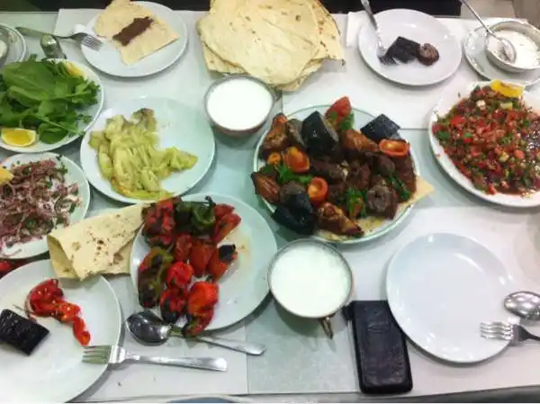 Urfalım Kebap ve Lahmacun'nin yemek ve ambiyans fotoğrafları 16