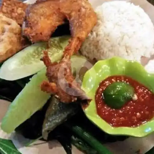 Gambar Makanan Lalapan Ayam Taliwang Hj.Riyati 8