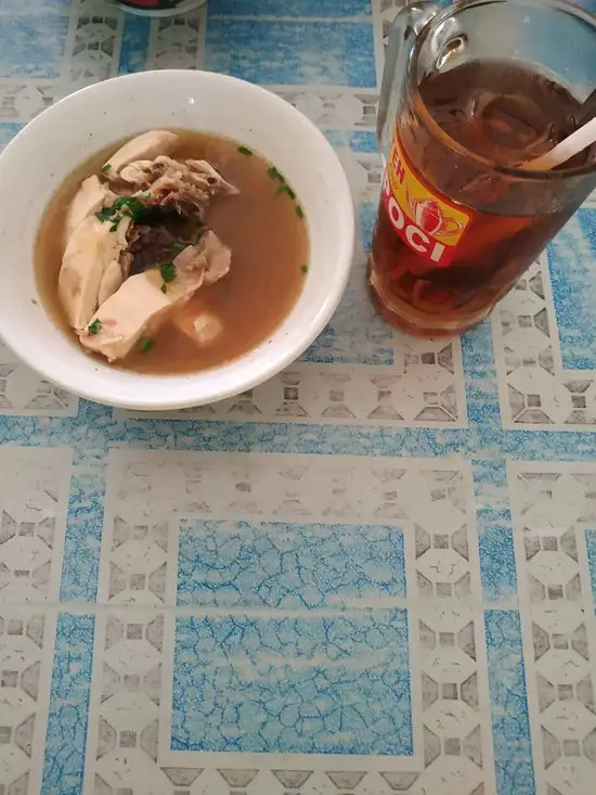 Gambar Makanan Sop Ayam Pak Min Klaten 2