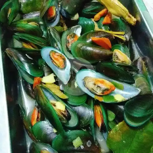 Gambar Makanan Seafood DF 58, Jl Raya Ciangsana 7