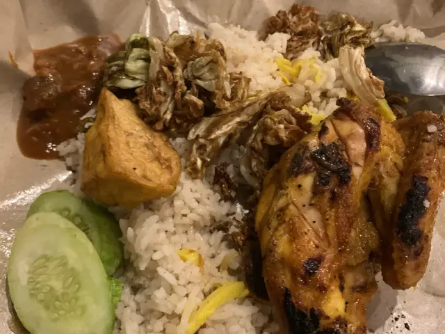 Gambar Makanan Nasi Uduk Cinta 6