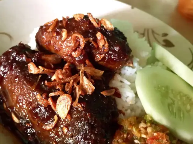 Gambar Makanan Nasi Bebek Sakera 11