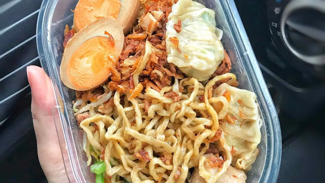 Bakmi Lamlo