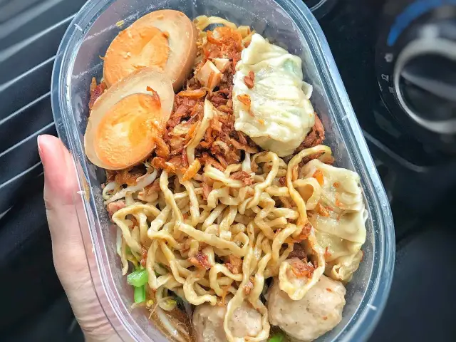 Bakmi Lamlo