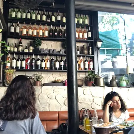 Mila Cafe Bar'nin yemek ve ambiyans fotoğrafları 18