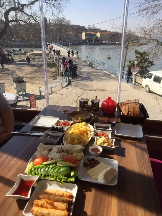 Gölyazı Hancıoğlu Cafe'nin yemek ve ambiyans fotoğrafları 3