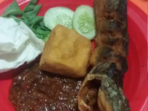 Pecel Lele @ Moroseneng Pak Paijo, Pondok Aren