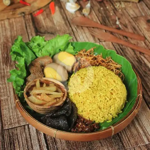 Gambar Makanan Nasi Kuning Bambapuang Mbak Lin, Gunung Salahutu 5