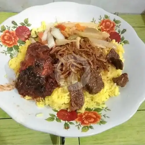 Gambar Makanan Warung Nasi Kuning Berkah, Tinumbu 11