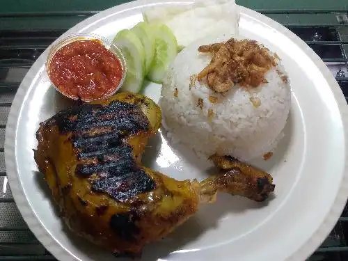 Nasi Uduk Ayam Bakar Rasa 27, Pakuan