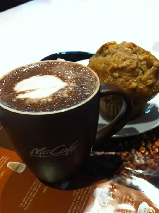 McDonald's & McCafé Food Photo 5