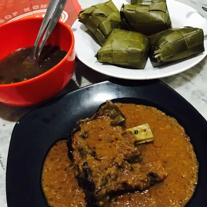 Sop Konro Karebosi Kelapa Gading