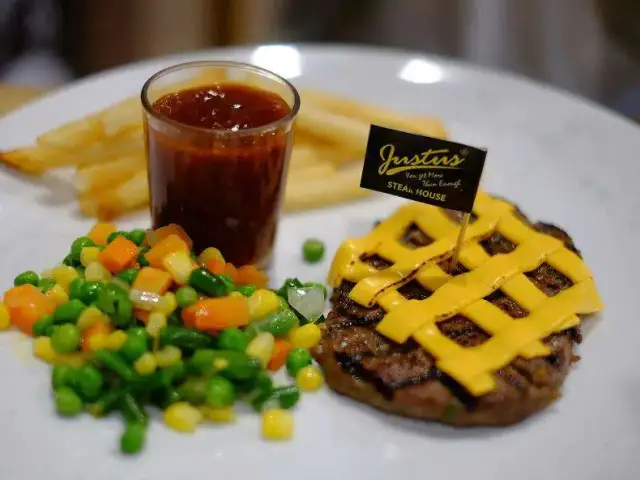 Gambar Makanan Justus Burger and Steak 9