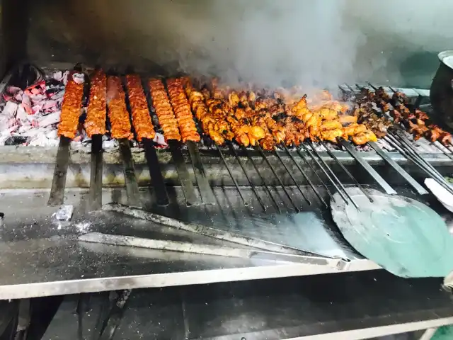 Meşhur Binevler Kebapçısı'nin yemek ve ambiyans fotoğrafları 4