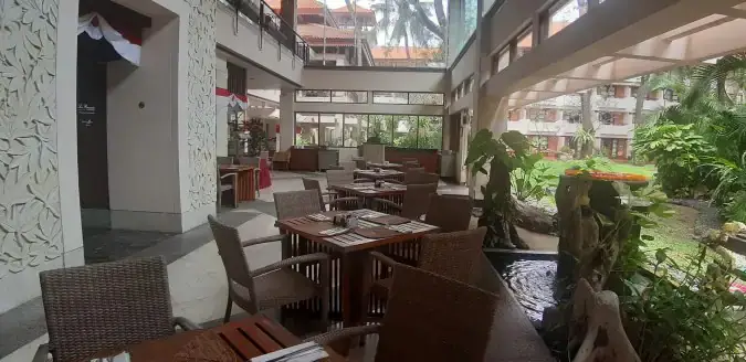 La Brasserie Restaurant - Bintang Bali Resort