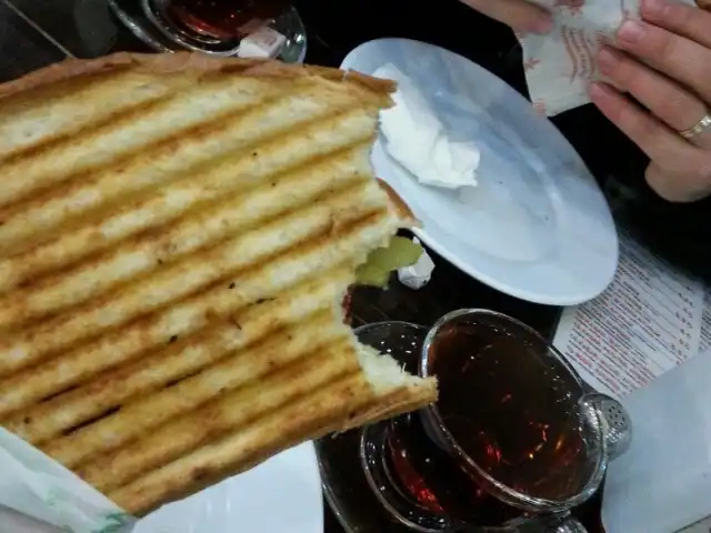 Ayvalık Tostçusu'nin yemek ve ambiyans fotoğrafları 3