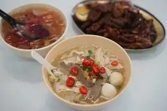 Sky Emperor Chicken Feet Koay Teow Soup Food Photo 1