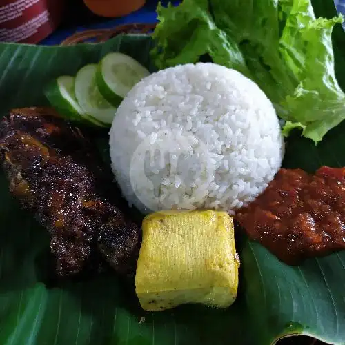 Gambar Makanan Ayam Bakar Wijaya dan seefood, samsat cikarang 11