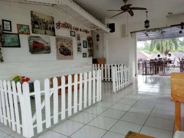 Gambar Makanan Ghawil Cafe & Coffee 17