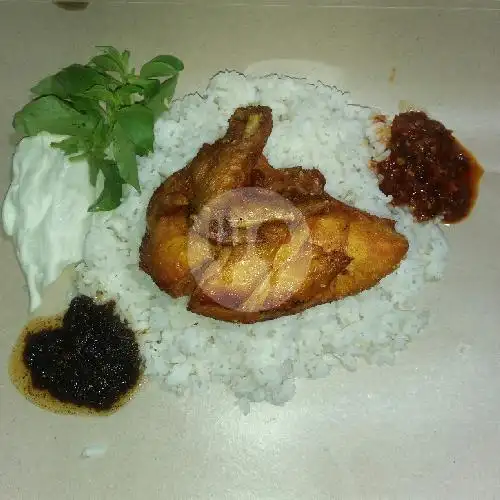 Gambar Makanan Nasi Bebek Cak Farid, Dukuh Pakis 4