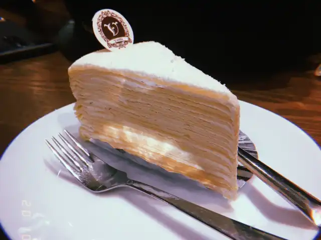 Vanilla Mille Crepe Food Photo 4