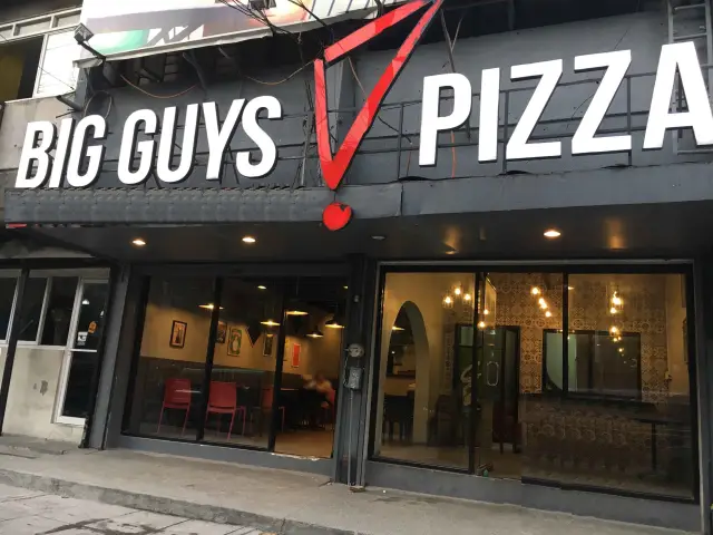 Big Guys! Pizza Food Photo 4