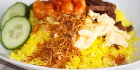 Nasi Kuning Salam Rasa Khas Jember, Tukad Cilincing