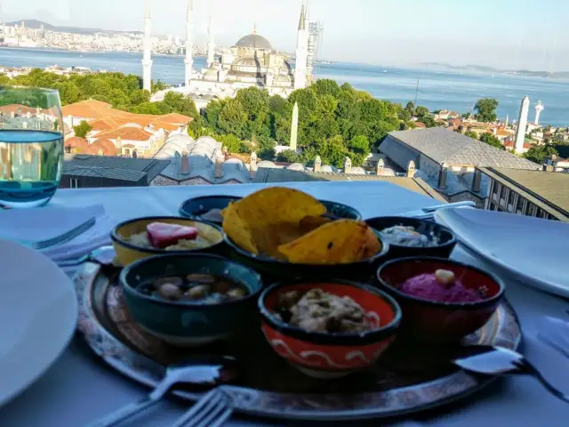 Fine Dine Istanbul'nin yemek ve ambiyans fotoğrafları 75