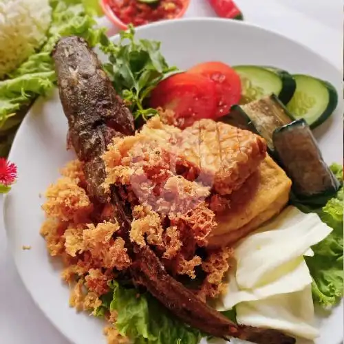 Gambar Makanan Ayam Kremes Sosis OE,  Kenyeri 8