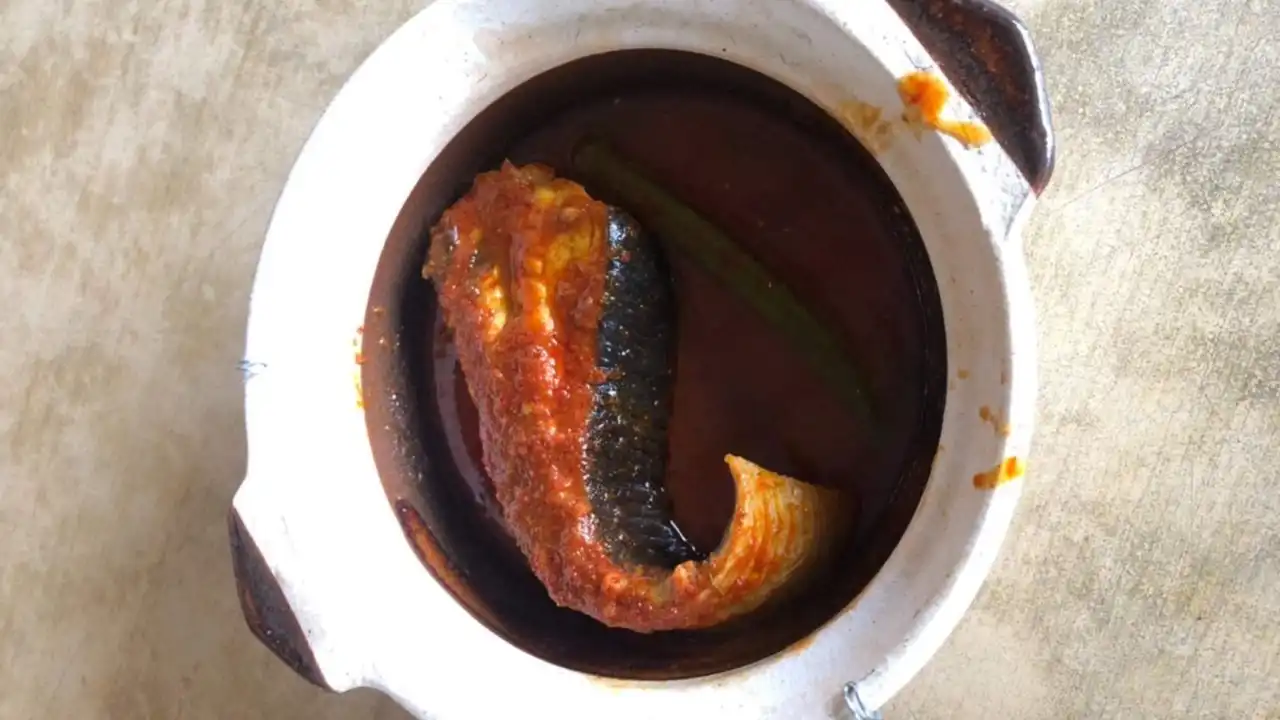 SARANG asam pedas